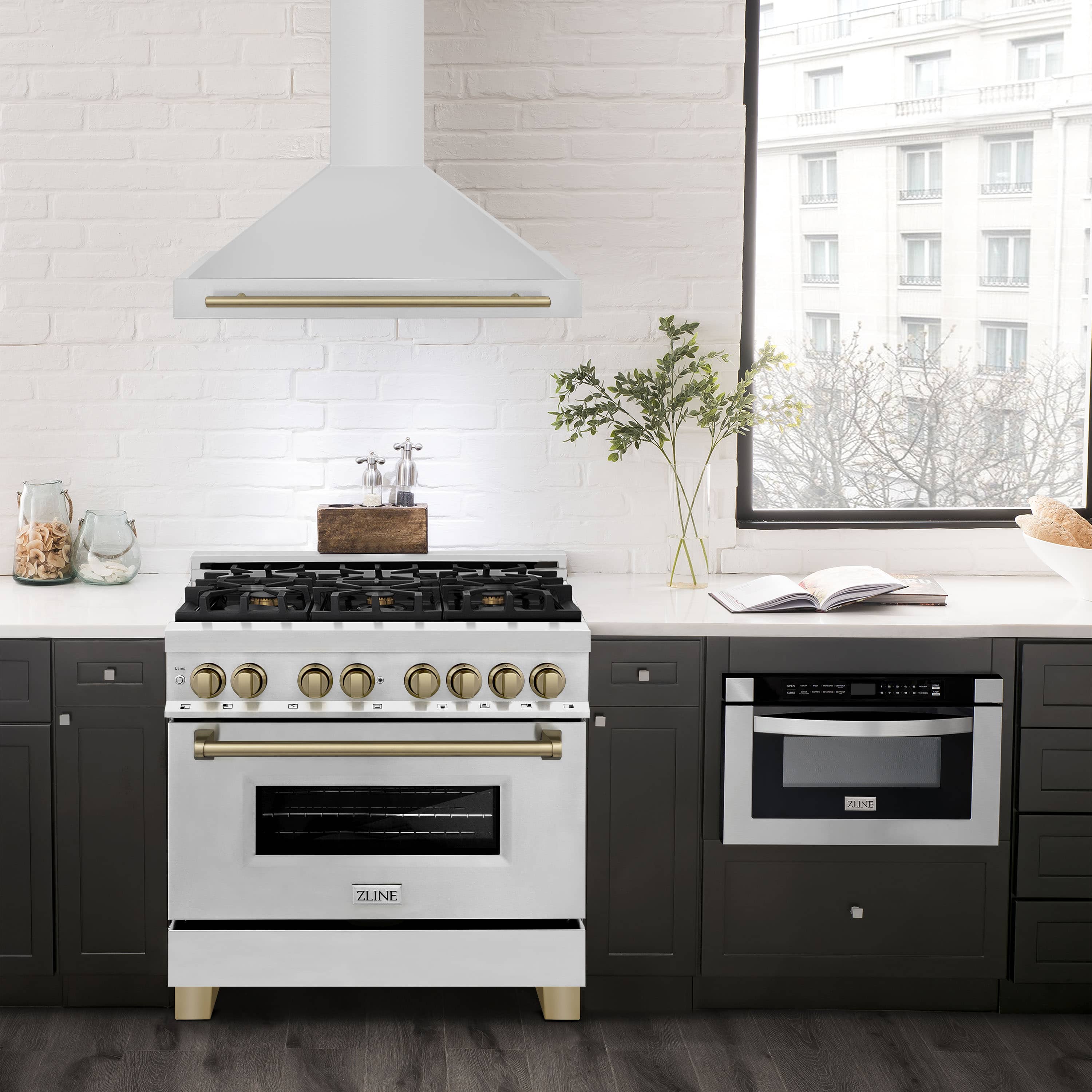 ZLINE 36-Inch Autograph Edition Wall Mounted Range Hood in Stainless Steel with Champagne Bronze Accents (KB4STZ-36-CB)