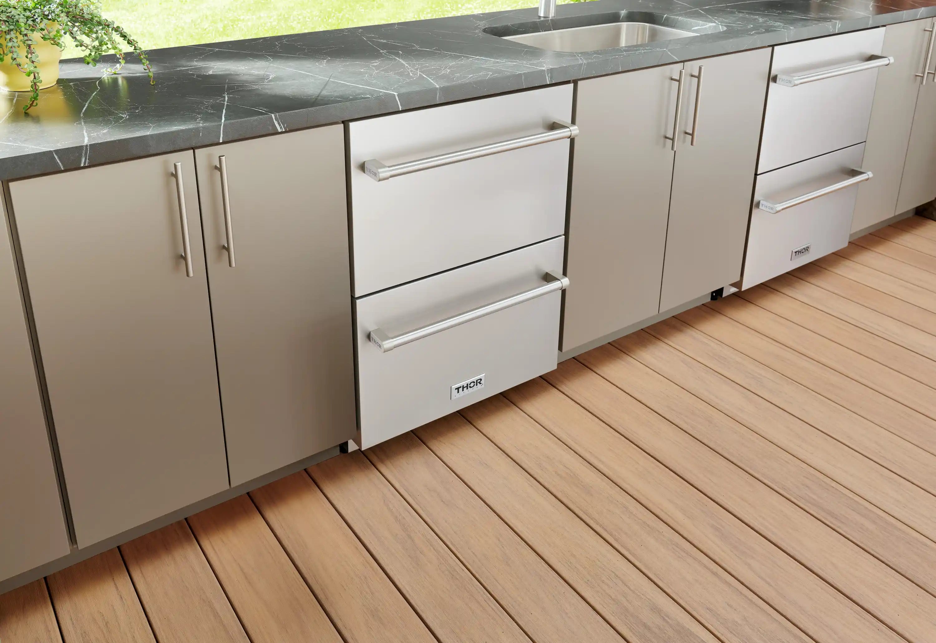 Thor Kitchen 24-Inch Indoor Outdoor Freezer Drawer in Stainless Steel (TRZ24U)
